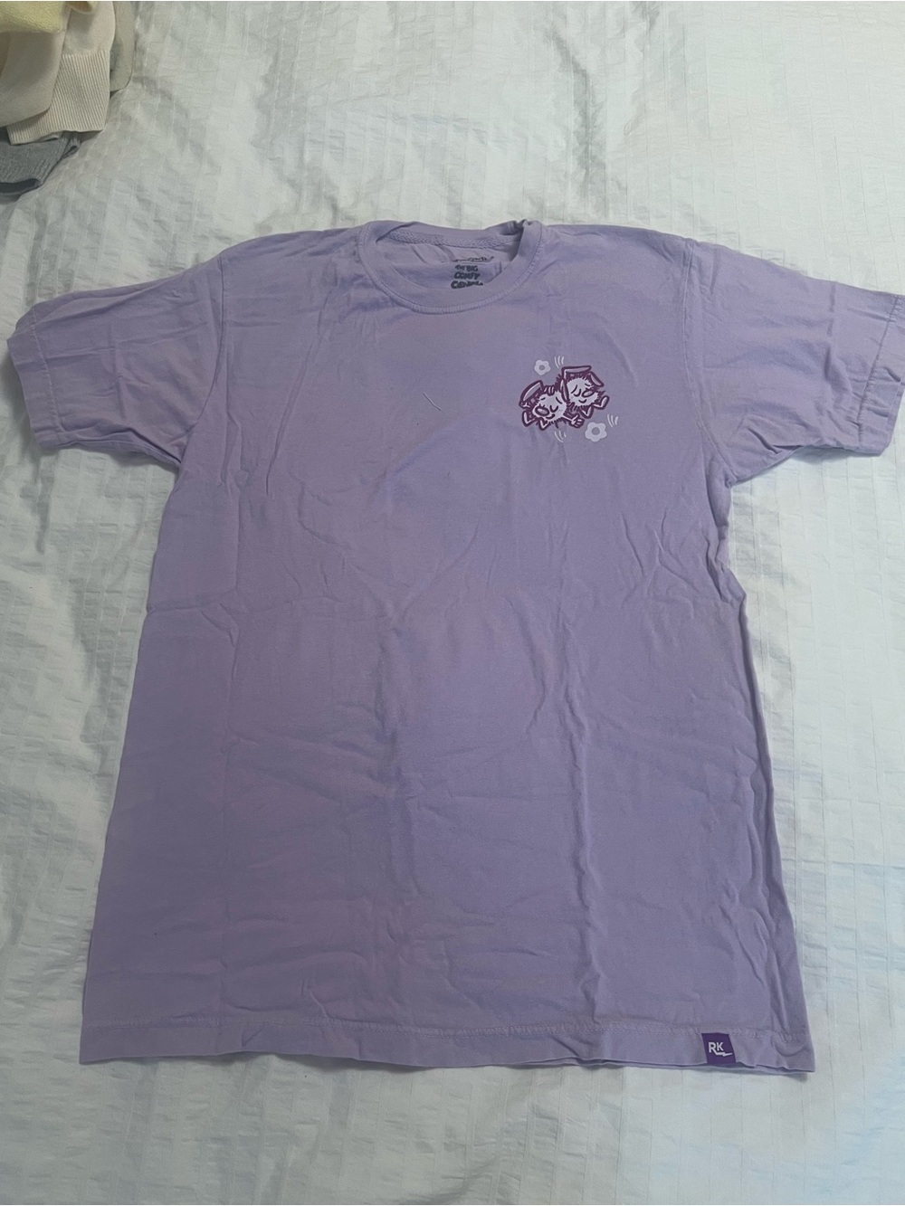 NWOT Retrokid x Big Comfy Couch T-Shirt